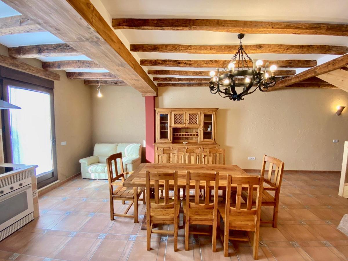 La Parada De Jimena-Casa Rustica Rodeada De Bodegas En Rueda Exteriör bild