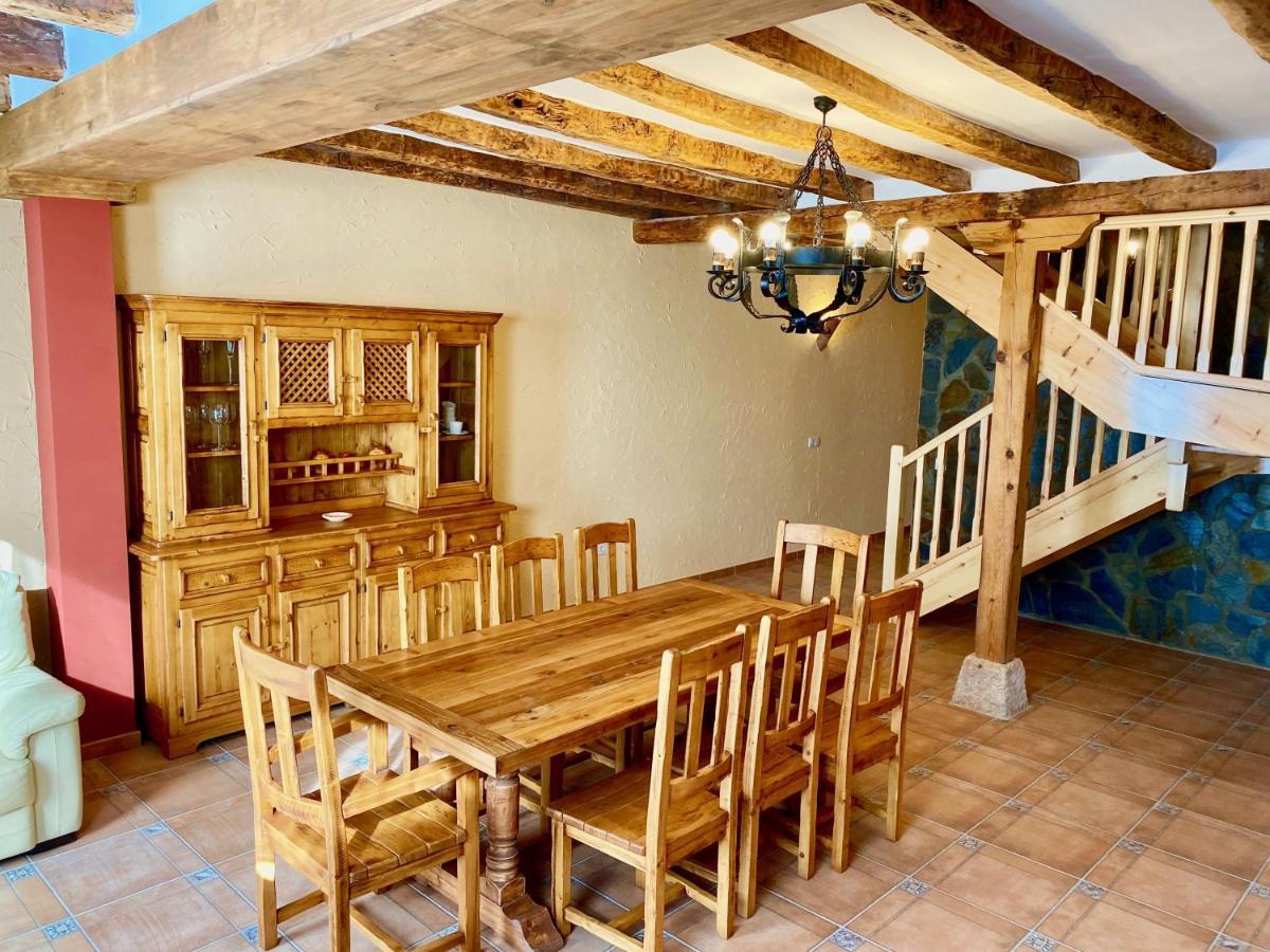 La Parada De Jimena-Casa Rustica Rodeada De Bodegas En Rueda Exteriör bild
